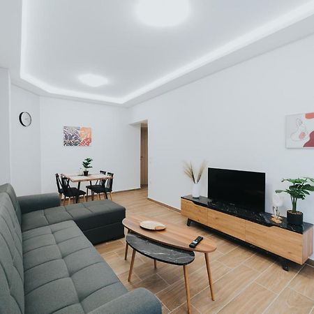 Comfy And Stylish Apartment سالونيك المظهر الخارجي الصورة