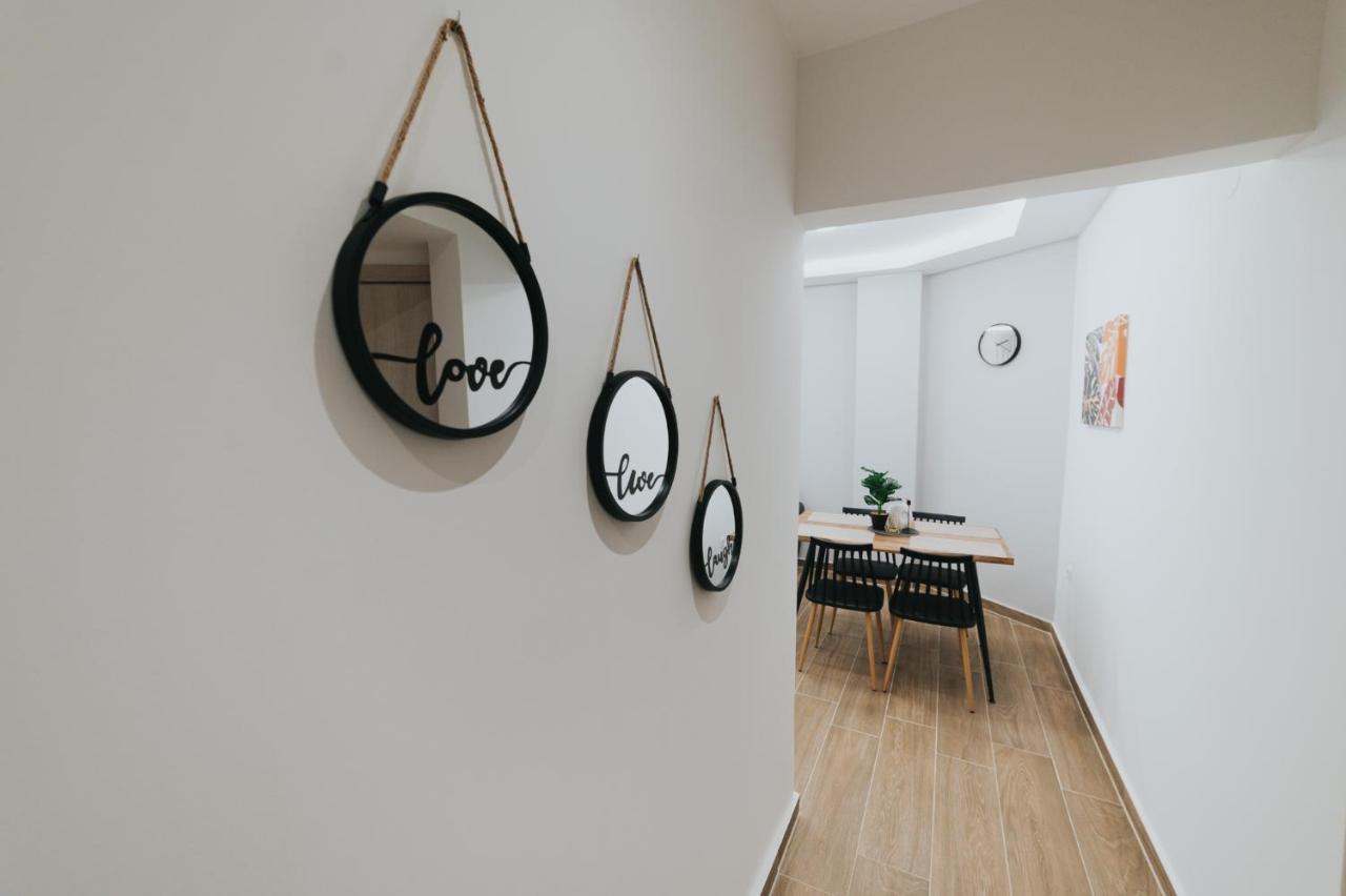 Comfy And Stylish Apartment سالونيك المظهر الخارجي الصورة
