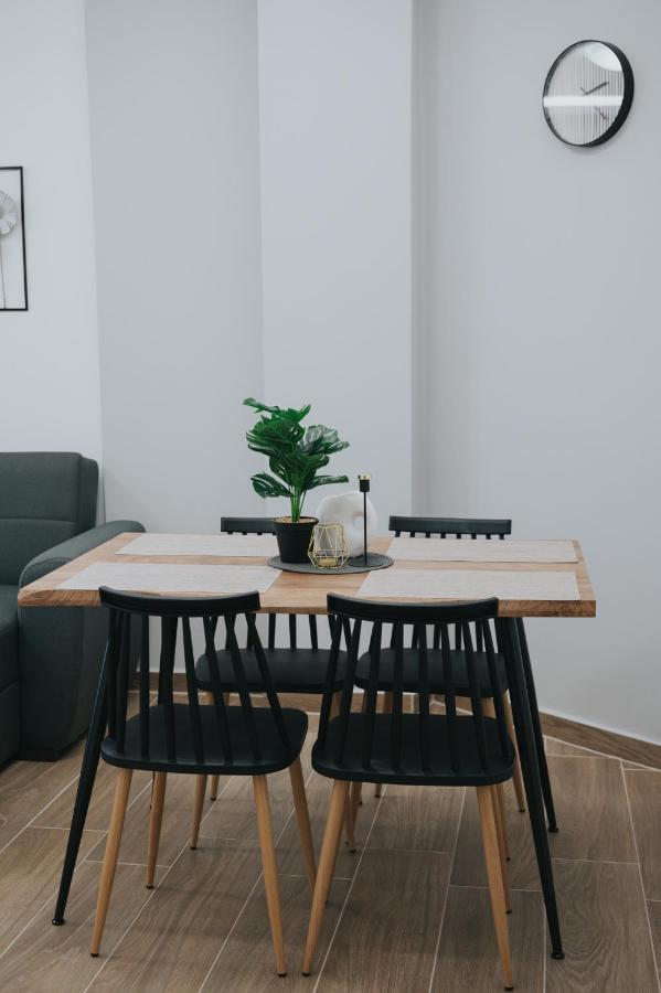 Comfy And Stylish Apartment سالونيك المظهر الخارجي الصورة